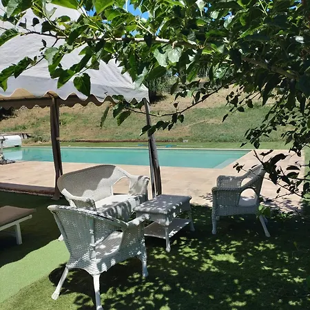 Charmante A Avec Piscine Privee
